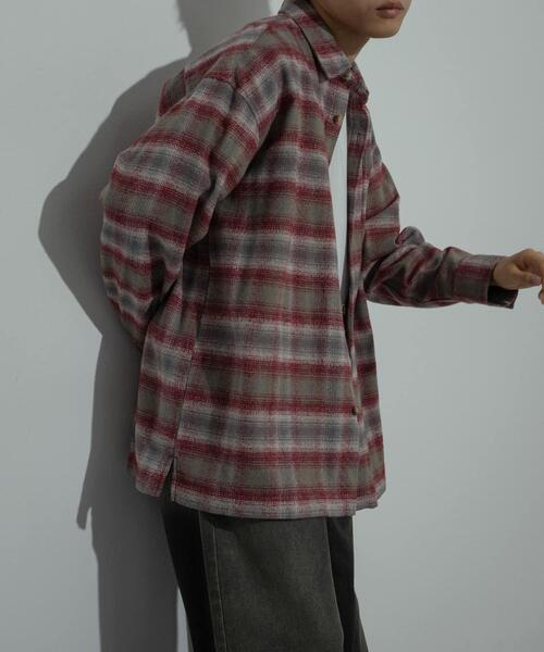 SENSE OF PLACE by URBAN RESEARCH（センスオブプレイスバイアーバンリサーチ）の「『ユニセックス』ヘビーネルオンブレーチェックシャツ（シャツ/ブラウス・メンズ・ライトベージュ/バーガンディー/ネイビー・LARGE/MEDIUM）」の3枚目の写真