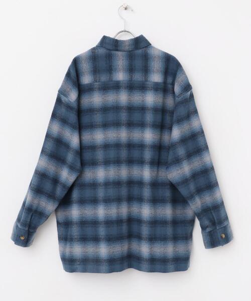 SENSE OF PLACE by URBAN RESEARCH（センスオブプレイスバイアーバンリサーチ）の「『ユニセックス』ヘビーネルオンブレーチェックシャツ（シャツ/ブラウス・メンズ・ライトベージュ/バーガンディー/ネイビー・LARGE/MEDIUM）」の4枚目の写真