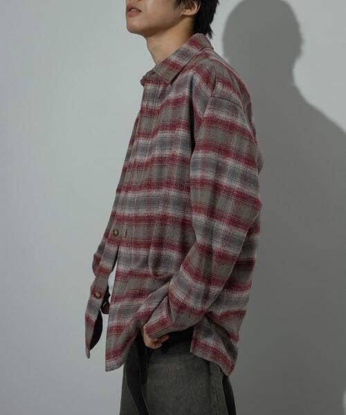 SENSE OF PLACE by URBAN RESEARCH（センスオブプレイスバイアーバンリサーチ）の「『ユニセックス』ヘビーネルオンブレーチェックシャツ（シャツ/ブラウス・メンズ・ライトベージュ/バーガンディー/ネイビー・LARGE/MEDIUM）」の9枚目の写真
