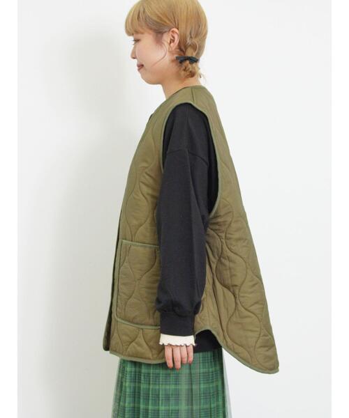 Samansa Mos2（サマンサ モスモス）の「ライトキルティングベスト（ベスト・レディース・ブラック/カーキ/ベージュ・F）」の22枚目の写真