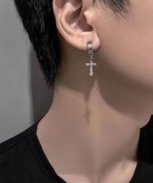 Coo+i（クーイ）の「【片耳用】クロスチャームステンレスイヤーカフ（イヤーカフ）」