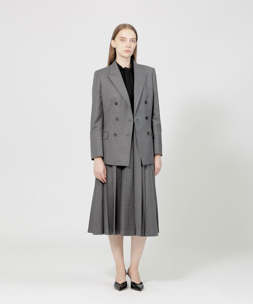 EPOCA(エポカ)の「【VERY NaVY2024年12月号掲載】ストレッチウールフラノ ダブルブレストジャケット(テーラードジャケット・レディース・グレー系その他/ベージュ・40)」の7枚目の写真