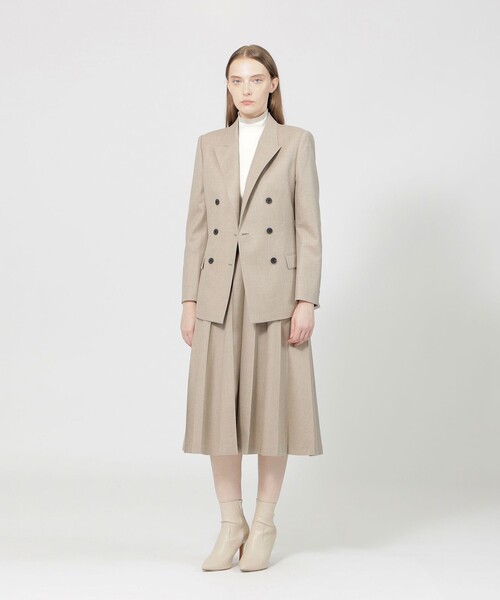 EPOCA(エポカ)の「【VERY NaVY2024年12月号掲載】ストレッチウールフラノ ダブルブレストジャケット(テーラードジャケット・レディース・グレー系その他/ベージュ・40)」の9枚目の写真