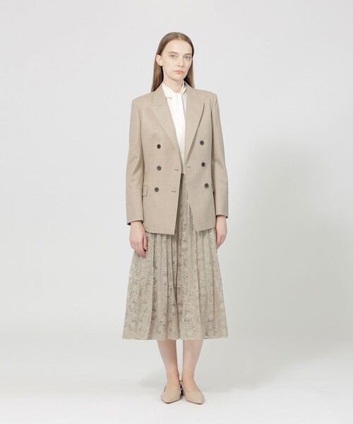 EPOCA(エポカ)の「【VERY NaVY2024年12月号掲載】ストレッチウールフラノ ダブルブレストジャケット(テーラードジャケット・レディース・グレー系その他/ベージュ・40)」の10枚目の写真