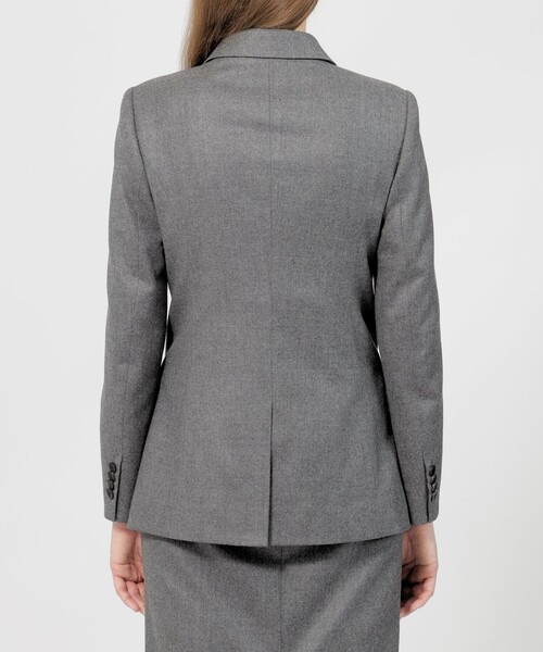 EPOCA(エポカ)の「【VERY NaVY2024年12月号掲載】ストレッチウールフラノ ダブルブレストジャケット(テーラードジャケット・レディース・グレー系その他/ベージュ・40)」の13枚目の写真