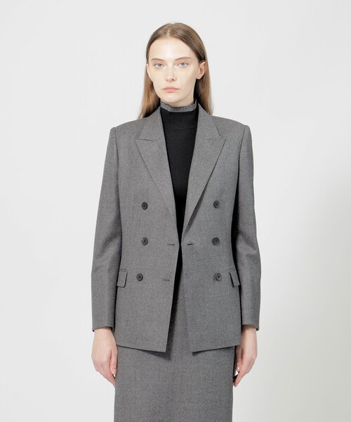 EPOCA(エポカ)の「【VERY NaVY2024年12月号掲載】ストレッチウールフラノ ダブルブレストジャケット(テーラードジャケット・レディース・グレー系その他/ベージュ・40)」の19枚目の写真