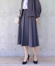 Q | プリーツスカート(スカート)