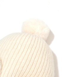 MARK & LONA（マークアンドロナ）の「Jennie Fur Knit Cap | WOMEN