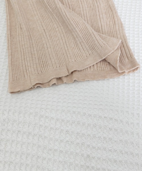 Miniministore(ミニミニストア)の「パール付きニットトップス フレアスリーブ(ニット/セーター・レディース・モカ/ワインレッド/ブラック/ライトベージュ/ホワイト・FREE)」の12枚目の写真