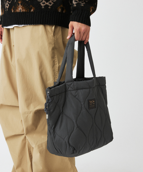 TAION（タイオン）の「TAION / タイオン ミリタリー ダウントートバッグM（ショルダーバッグ・メンズ・カーキ/ブラック/スミクロ・FREE）」の4枚目の写真