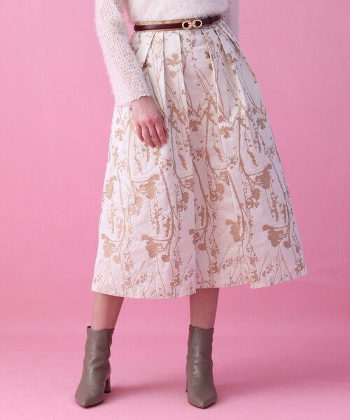 ANAYI（アナイ）の「シルエットフラワージャガードタックスカート（スカート・レディース・ブラック/ベージュ・38/36/34）」の6枚目の写真