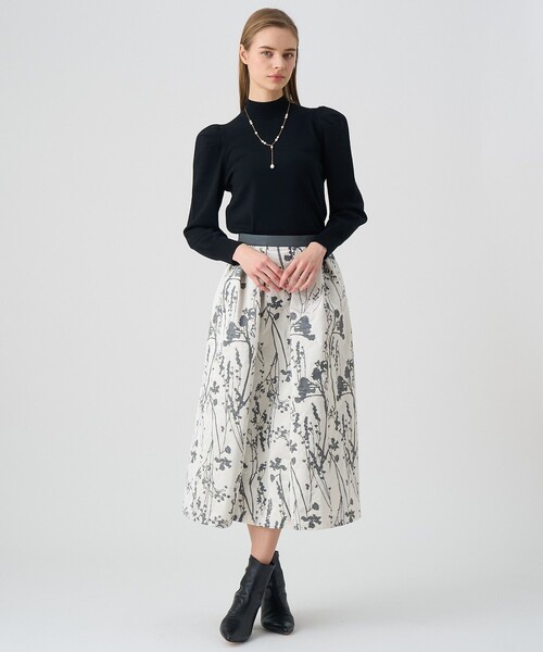 ANAYI（アナイ）の「シルエットフラワージャガードタックスカート（スカート・レディース・ブラック/ベージュ・38/36/34）」の12枚目の写真