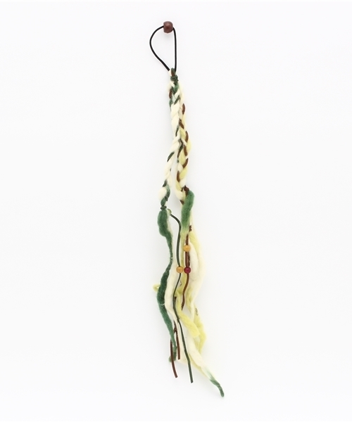 チャイハネ（チャイハネ）の「【チャイハネ】ロングヤーンつけ毛風ヘアゴム（ヘアゴム・レディース・ブラック/ブラウン/グリーン/レインボー/レッド・FREE）」の3枚目の写真