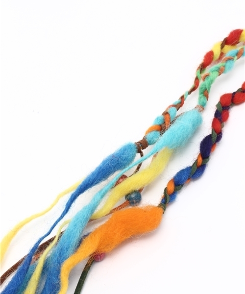 チャイハネ（チャイハネ）の「【チャイハネ】ロングヤーンつけ毛風ヘアゴム（ヘアゴム・レディース・ブラック/ブラウン/グリーン/レインボー/レッド・FREE）」の8枚目の写真