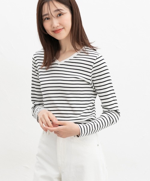 Honeys(ハニーズ)の「オーガニックVネックT(Tシャツ/カットソー・レディース・ブラック/サックスブルー/ホワイト×ブラック/ミント・M/LL/L)」の7枚目の写真