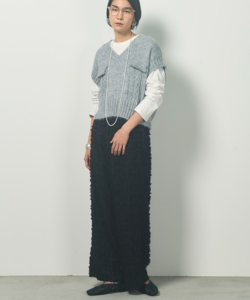 Libra Cue(リブラ キュー)の「ドロップショルダーニットベスト(ベスト・レディース・グレー/アイボリー・FREE)」の14枚目の写真