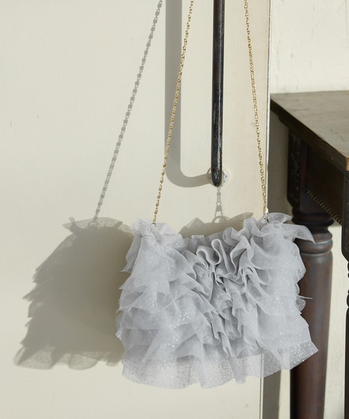 ROPE' PICNIC(ロペピクニック)の「キラキラシアーフリルチェーンショルダーバッグ(ショルダーバッグ・レディース・ライトグレー/ブラック/キナリ・FREE)」の1枚目の写真