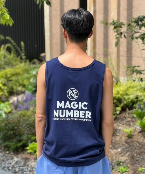 MAGIC NUMBER(マジック ナンバー)の「【MAGIC NUMBER】 STOCK LOGO US COTTON TANK ストックロゴユーエスコットンタンク(タンクトップ・メンズ・ネイビー/オフホワイト・MEDIUM/LARGE/X-LARGE)」の1枚目の写真
