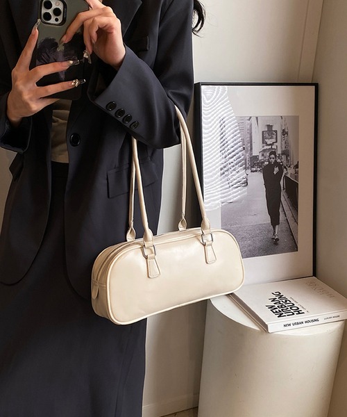 HALEY PESCA（ヘーリーペスカ）の「HALEY PESCA/レザー調　スクエアボストンバッグ（ボストンバッグ・レディース・ブラック/ブラウン/レッド/ピンク・FREE）」の6枚目の写真