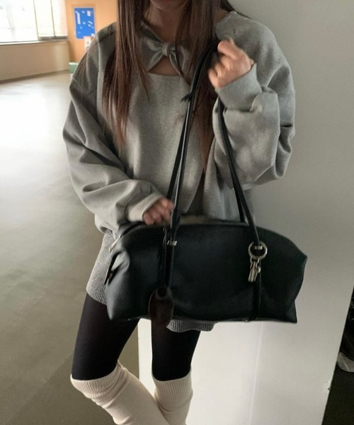 LYEON(リヨン)の「リボンネックドロストスウェット(スウェット・レディース・ブラック/グレー・FREE)」の8枚目の写真
