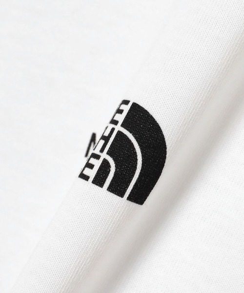 THE NORTH FACE(ザノースフェイス)の「THE NORTH FACE / ショートスリーブ フラッシュドライ セブンサミット グラフィック Tシャツ(Tシャツ/カットソー・メンズ・ブラック/ホワイト・MEDIUM/X-LARGE/SMALL/LARGE)」の5枚目の写真