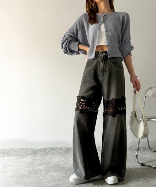 mily bilet（ミウィビレット）の「【mily bilet】特別な個性を持つオンリーワンの仕上がり！花柄レースワイドデニムパンツ（デニムパンツ・レディース・ブラック/ブルー/インディゴブルー・LARGE/MEDIUM/SMALL/X-LARGE）」の13枚目の写真