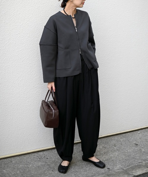 Marient(マリエント)の「ボリュームショルダージップCD(カーディガン/ボレロ・レディース・ライトグレー/チャコール・FREE)」の4枚目の写真