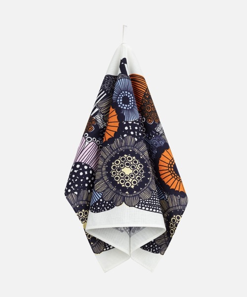【marimekko】Tiiliskivi（ティーリスキヴィ）テーブルクロス marimekko（マリメッコ）の「TIILISKIVI / TABLECLOTH 156X280cm