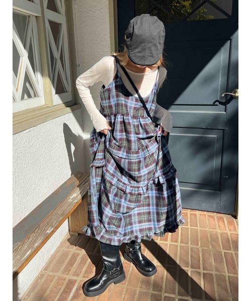 WC(ダブル シー)の「《EC限定★》ボリュームティアードキャミワンピース(ワンピース・レディース・ブルー/レッド/アイボリー・FREE)」の6枚目の写真