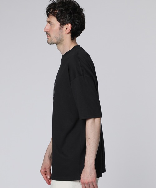 Psycho Bunny（サイコバニー）の「[WEB限定]グラフィックロゴ ワイドリラックスTシャツ（Tシャツ/カットソー・メンズ・チャコールグレー/ブラック・SMALL/MEDIUM/LARGE/X-LARGE）」の10枚目の写真