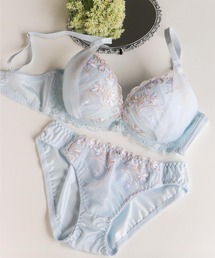 fran de lingerie（フランデランジェリー）の「ブラ&ショーツセット Bra&shorts（ブラ&ショーツ）」