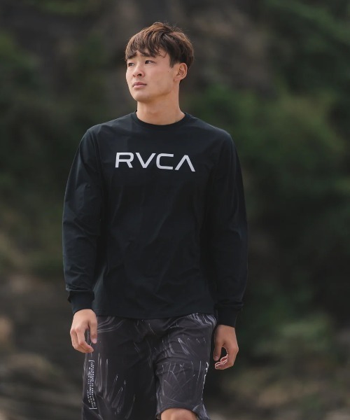 RVCA(ルーカ)の「RVCA メンズ RVCA ESCAPE SFLT 長袖サーフTシャツ 【2025年春夏モデル】/ルーカ水陸両用吸水速乾UV長袖ラッシュガード(水着)(ラッシュガード・メンズ・ブラック/グレー系その他/ホワイト・SMALL/MEDIUM/LARGE/X-LARGE)」の2枚目の写真