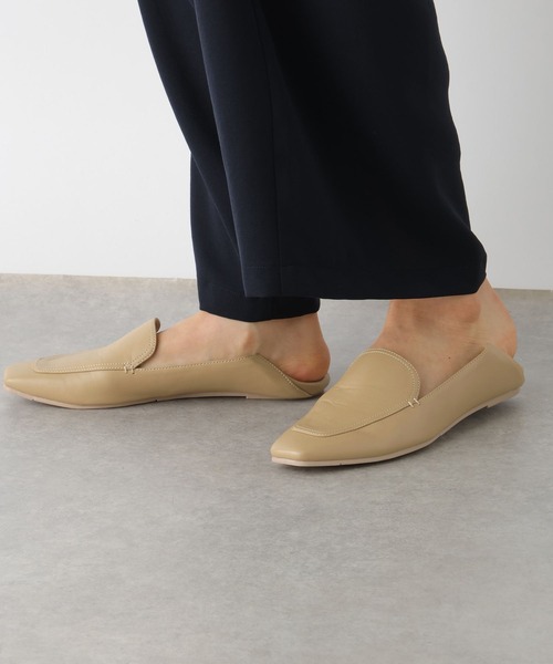 LEPSIM（レプシィム）の「踏めるフラットローファー　326217（ローファー・レディース・ブラック/ベージュ・MEDIUM/LARGE）」の2枚目の写真