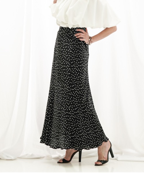 a lot of love(ア ロット オブ ラブ)の「メローロックフリル ドット柄スカート(スカート・レディース・オフホワイト/ブラック・FREE)」の15枚目の写真