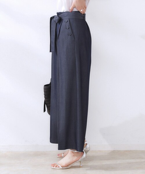 couture brooch（クチュールブローチ）の「【リボン付き・通勤】シャンブレーワイドパンツ（その他パンツ・レディース・ネイビー/ライトブルー・38/36/42/40）」の18枚目の写真