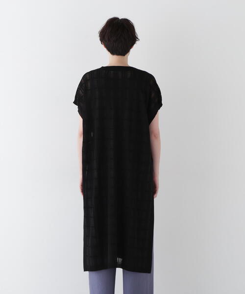 human woman(ヒューマンウーマン)の「◆【ウォッシャブル】【WEB・一部店舗限定】シアーチェックニットワンピース(ワンピース・レディース・ブラック/ブルー・MEDIUM)」の10枚目の写真