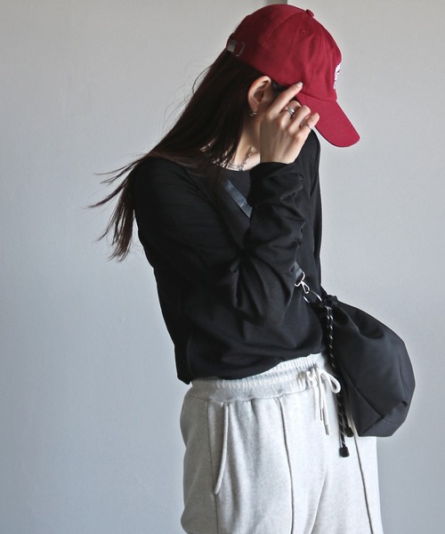 COURO(コウロ)の「袖シャーリング梨地シアートップス(Tシャツ/カットソー・レディース・オフホワイト/ライトブルー/ブラック/イエロー・M)」の9枚目の写真