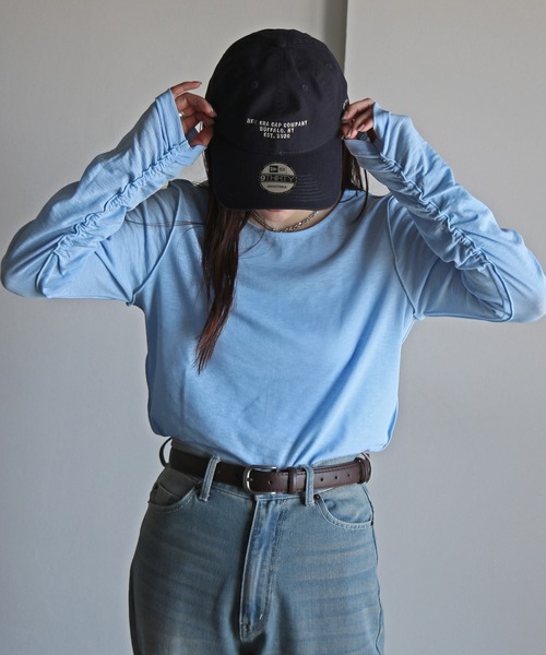 COURO(コウロ)の「袖シャーリング梨地シアートップス(Tシャツ/カットソー・レディース・オフホワイト/ライトブルー/ブラック/イエロー・M)」の12枚目の写真