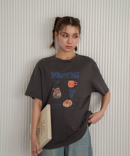 Nu(ニュー)の「【Nu】BREAKFAST Tシャツ(Tシャツ/カットソー・レディース・オフホワイト/チャコールグレー・M)」の6枚目の写真