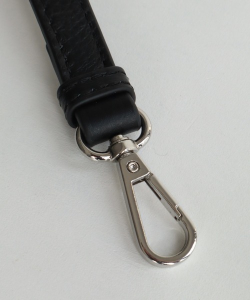 ADAM PATEK(アダムパテック)の「【ADAMPATEK/アダムパテック】new shrink lether drawstring minibag/牛革レザー 巾着ミニバッグ(ショルダーバッグ・メンズ・ブラック・FREE)」の5枚目の写真