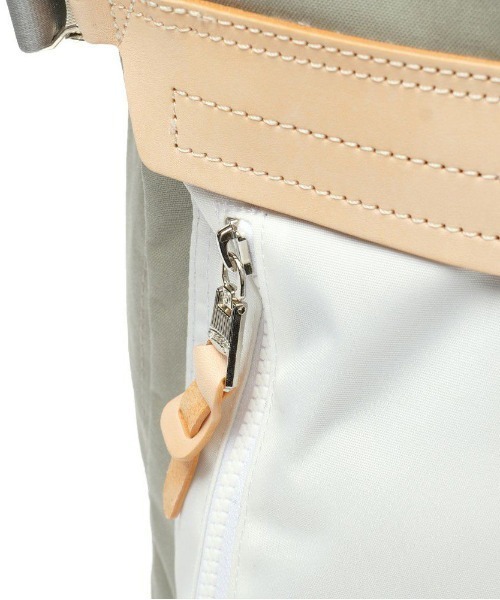 AS2OV(アッソブ)の「【AS2OV/アッソブ】 HIGHDENSITY SQUARE BACKPACK(バックパック/リュック・メンズ・グレー/ブラック/ネイビー・FREE)」の9枚目の写真