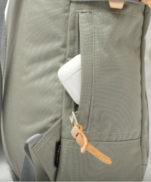 AS2OV(アッソブ)の「【AS2OV/アッソブ】 HIGHDENSITY SQUARE BACKPACK(バックパック/リュック・メンズ・グレー/ブラック/ネイビー・FREE)」の11枚目の写真