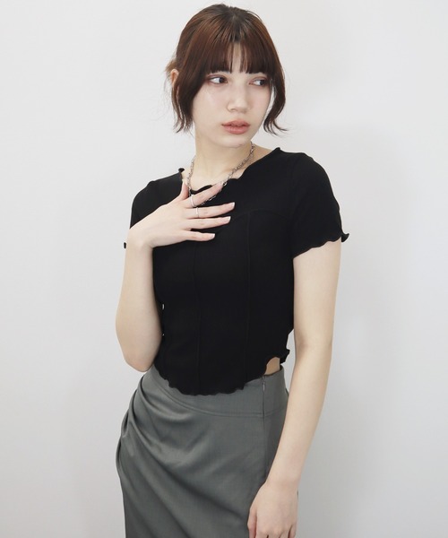 Reurie'(レウリィ)の「ビスチェメロウトップ/bustier mellow top 半袖 クロップド丈 シンプル カジュアル 韓国 Y2K ワンホン 大人カジュアル きれいめ(Tシャツ/カットソー・レディース・ブラック/グレー・FREE)」の11枚目の写真