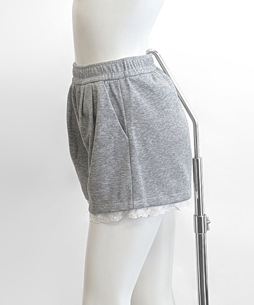 REMUR(レミュール)の「裾レーススウェットショートパンツ(スウェットパンツ・レディース・グレー/ライトグレー/ブラック・S/M/L)」の13枚目の写真