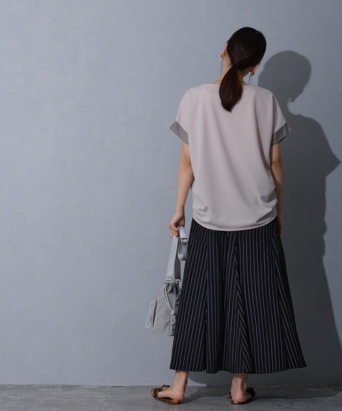 NICOLE white（ニコルホワイト）の「裾タックTシャツ（Tシャツ/カットソー・レディース・オフホワイト/グレー/ブラック・FREE）」の5枚目の写真