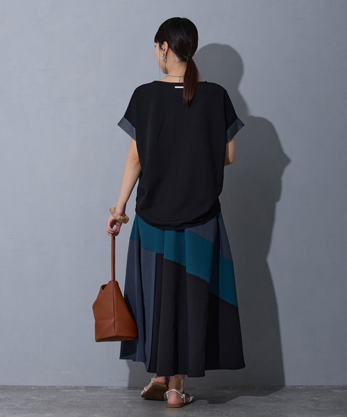 NICOLE white（ニコルホワイト）の「裾タックTシャツ（Tシャツ/カットソー・レディース・オフホワイト/グレー/ブラック・FREE）」の11枚目の写真