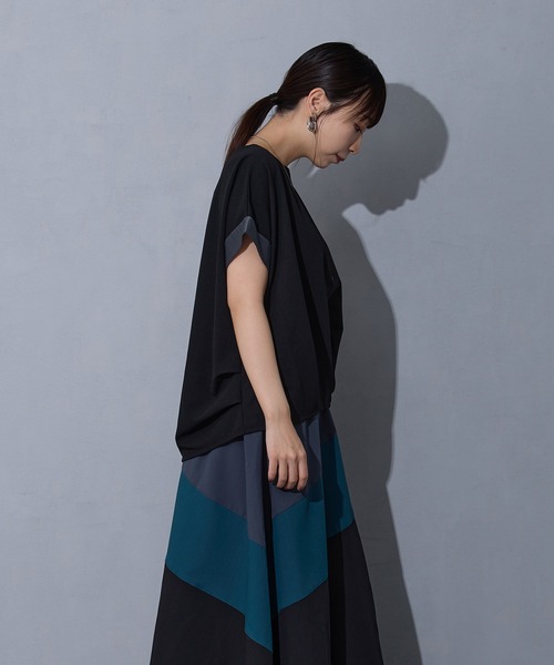 NICOLE white（ニコルホワイト）の「裾タックTシャツ（Tシャツ/カットソー・レディース・オフホワイト/グレー/ブラック・FREE）」の12枚目の写真