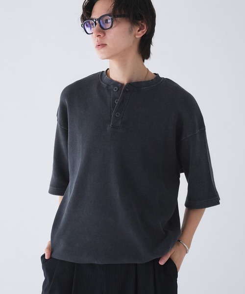 Adoon plain(アドーンプレーン)の「Henry Neck Snow-Washed Thermal T / ヘンリーネックスノー加工サーマルT(Tシャツ/カットソー・メンズ・ブラウン/ブラック/ネイビー・MEDIUM/LARGE)」の6枚目の写真