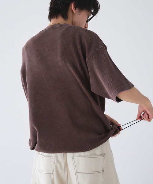 Adoon plain(アドーンプレーン)の「Henry Neck Snow-Washed Thermal T / ヘンリーネックスノー加工サーマルT(Tシャツ/カットソー・メンズ・ブラウン/ブラック/ネイビー・MEDIUM/LARGE)」の21枚目の写真