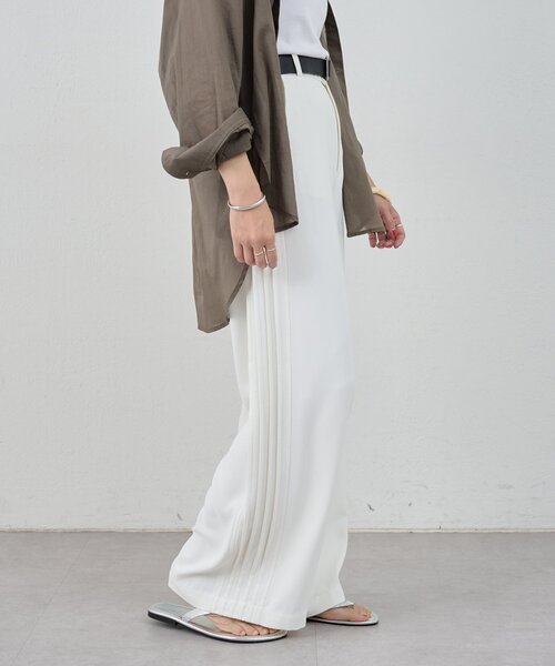 SHENERY（シーナリー）の「《みんなの欲しいが詰まった》サイドラインパンツ（その他パンツ・レディース・オフホワイト/ネイビー・40/38/36）」の22枚目の写真